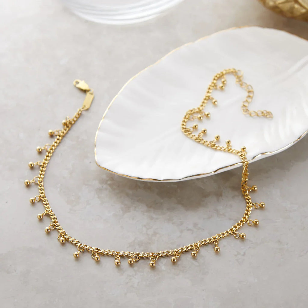 Dangling Dotted Chocker